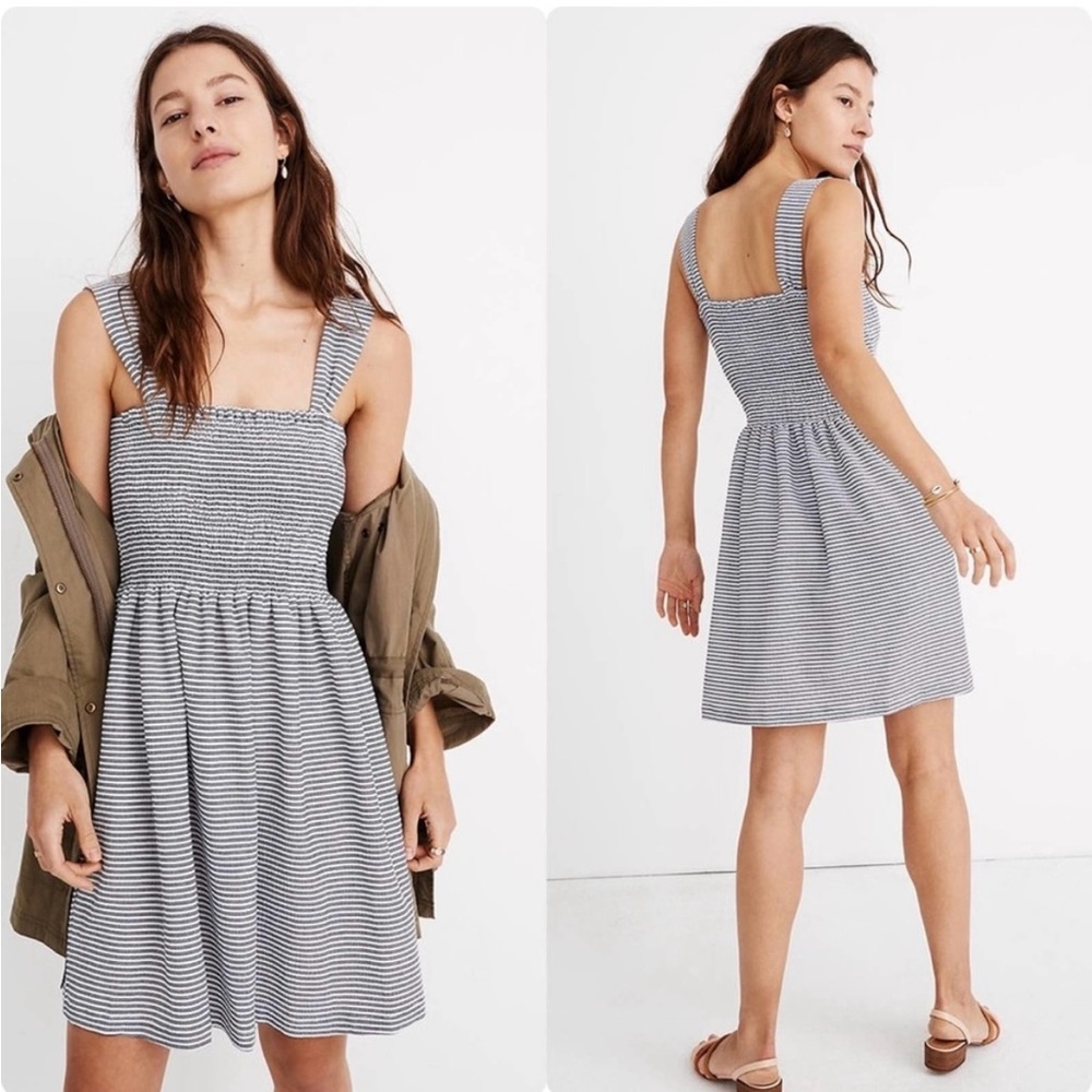 Madewell Texture & Thread Smocked Dress in Stripe - Size XXS